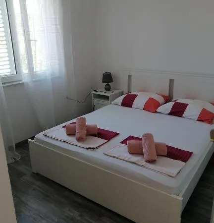 Guesthouse Magdalena Tribunj (Sibenik-Knin)